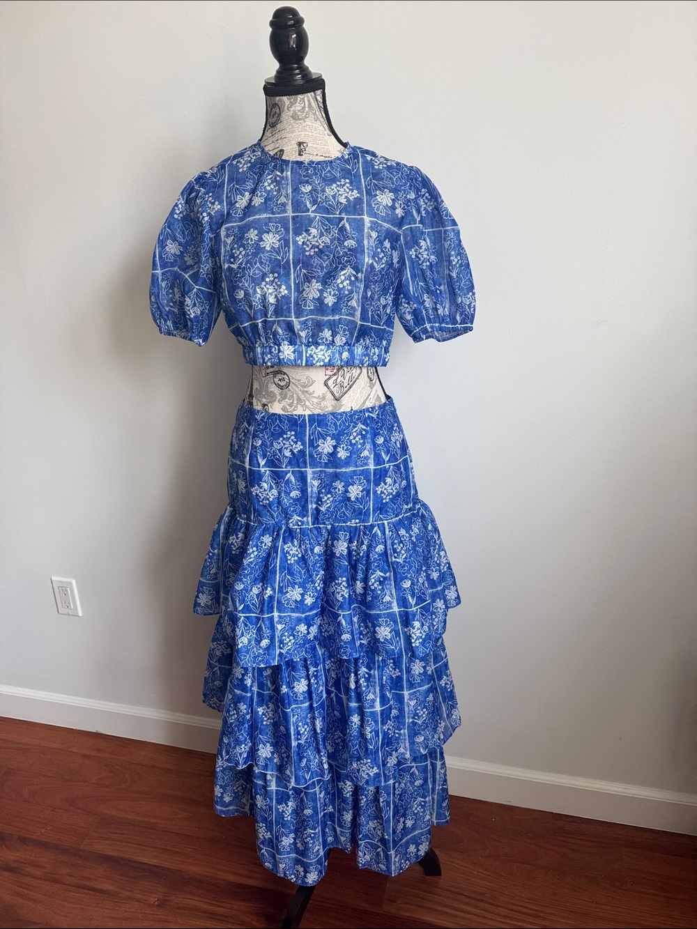 Glamorous Blue Floral Tiered Maxi Skirt and Top Set